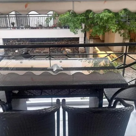 Holidays Nea Peramo Néa Péramos