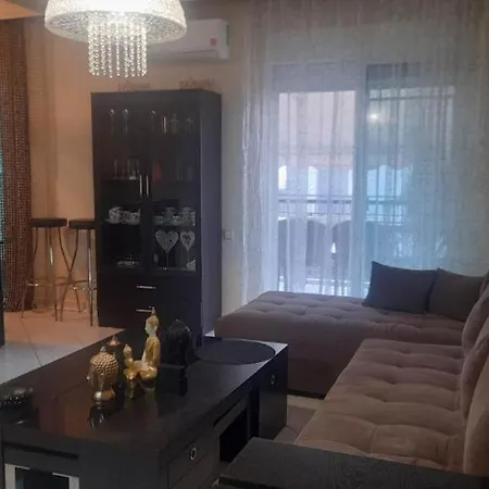 Apartament Holidays Nea Peramo *